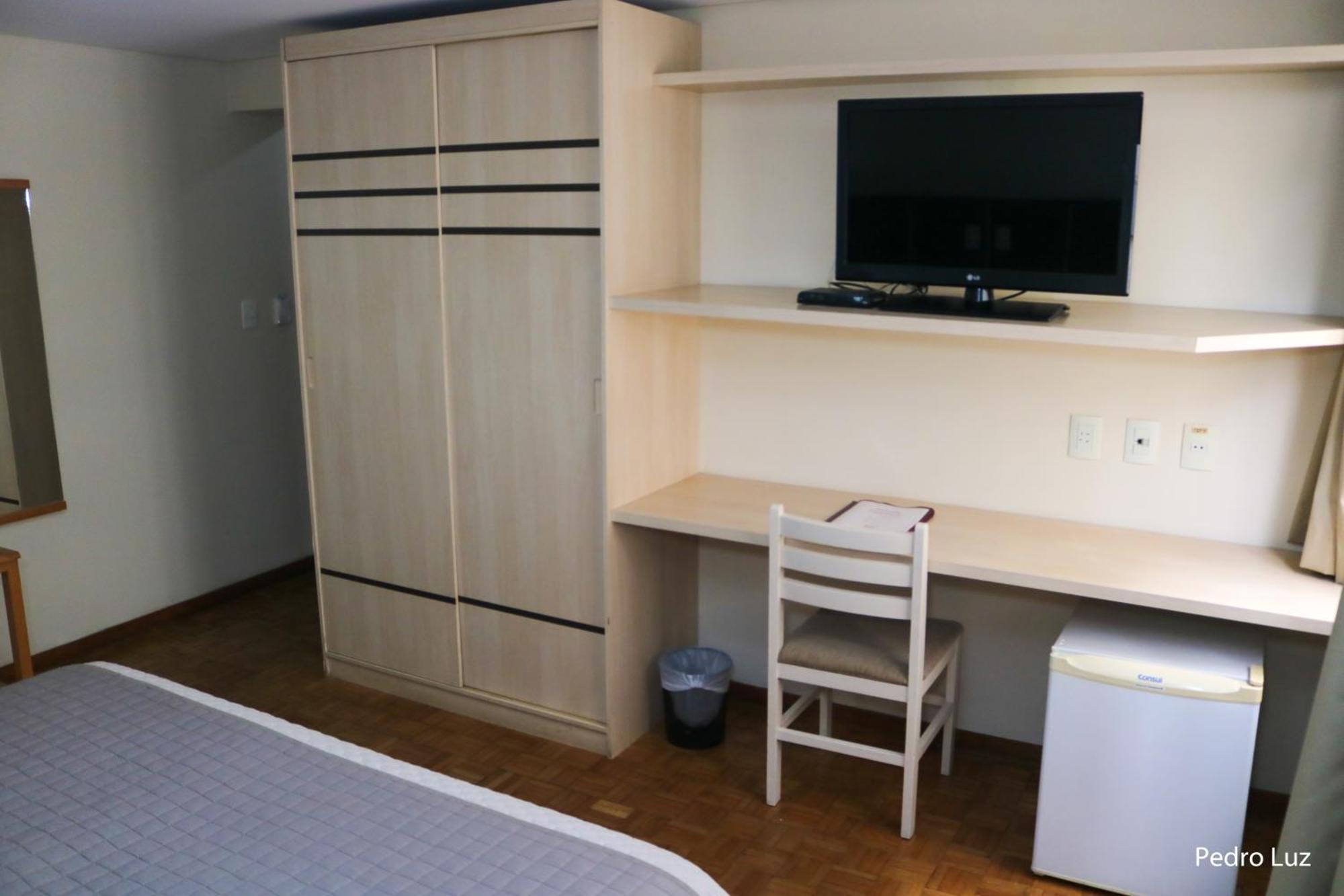 River Park Hotel Резенди Экстерьер фото
