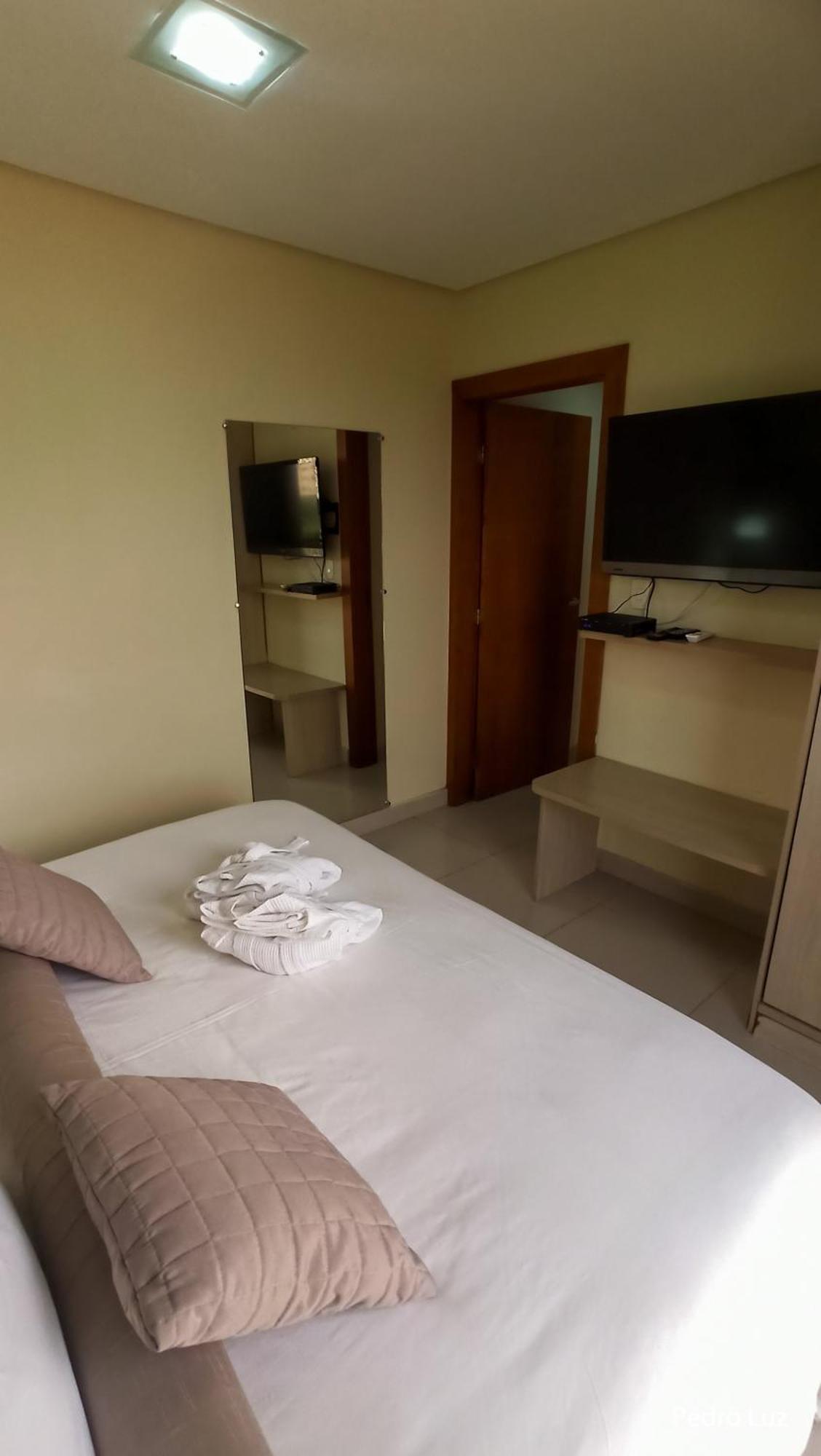 River Park Hotel Резенди Экстерьер фото